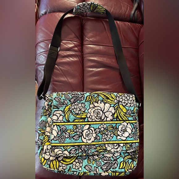 Vera Bradley Laptop bag. Great condition. - Picture 1 of 5